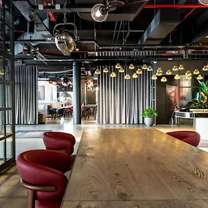 **** Hotel Radisson Red Brussels België